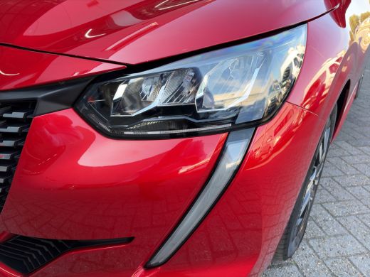 Peugeot 208 1.2 100pk Allure | Carplay | Cruise controle | Lichtmetalen velgen | Climate controle | Full LED ... ActivLease financial lease