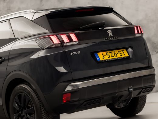 Peugeot 3008 1.2 PureTech Sport Automaat (APPLE CARPLAY, GROOT NAVI, GETINT GLAS, TREKHAAK, PARKEERSENSOREN, S... ActivLease financial lease