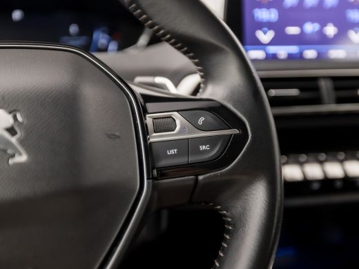 Peugeot 3008 1.2 PureTech Sport Automaat (APPLE CARPLAY, GROOT NAVI, GETINT GLAS, TREKHAAK, PARKEERSENSOREN, S... ActivLease financial lease