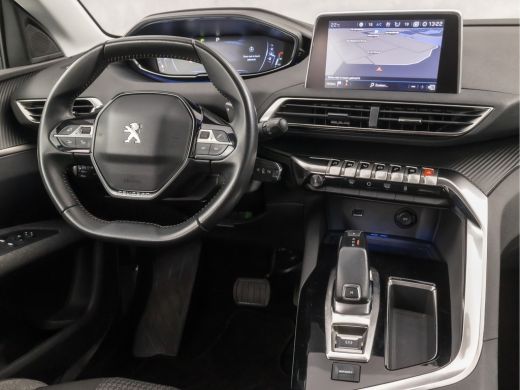 Peugeot 3008 1.2 PureTech Sport Automaat (APPLE CARPLAY, GROOT NAVI, GETINT GLAS, TREKHAAK, PARKEERSENSOREN, S... ActivLease financial lease