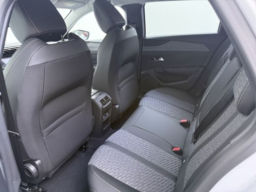 Peugeot 308 Allure | 360 Vision & Drive Assist Pack | Elektrische parkeerrem | Extra getinte achterste zijrui... ActivLease financial lease