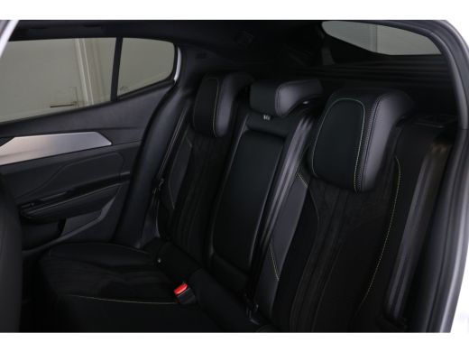 Peugeot 408 GT Avantage 58 kWh | Navi | Camera | Stoel- en stuur verwarming | Apple Carplay/Android | Ad. Cru... ActivLease financial lease