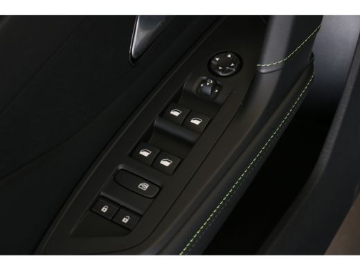 Peugeot 408 GT Avantage 58 kWh | Navi | Camera | Stoel- en stuur verwarming | Apple Carplay/Android | Ad. Cru... ActivLease financial lease
