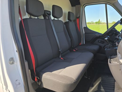 Renault Master T35 2.3 dCi 145 L3 Lowliner - 145 Pk - Euro 6 - Airco - Cruise Control ActivLease financial lease