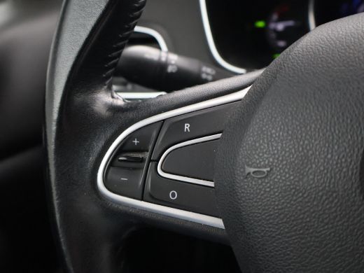 Renault M&eacute;gane Estate Estate 1.2 TCe LIMITED + CARPLAY | DAB | COMFORTSTOELEN | CAMERA | SFEERVERL. ActivLease financial lease