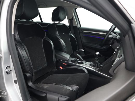 Renault M&eacute;gane Estate Estate 1.2 TCe LIMITED + CARPLAY | DAB | COMFORTSTOELEN | CAMERA | SFEERVERL. ActivLease financial lease