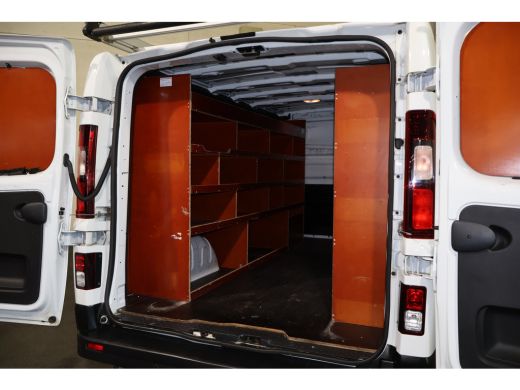 Renault Trafic 2.0 dCi 170pk L2 H1 Airco Navigatie Camera Imperiaal ActivLease financial lease