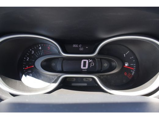 Renault Trafic 2.0 dCi 170pk L2 H1 Airco Navigatie Camera Imperiaal ActivLease financial lease