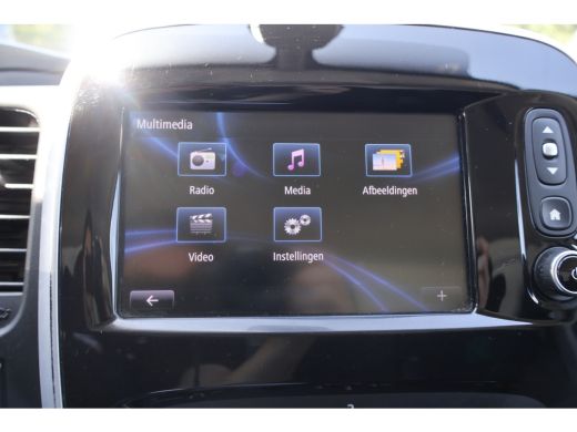 Renault Trafic 2.0 dCi 170pk L2 H1 Airco Navigatie Camera Imperiaal ActivLease financial lease