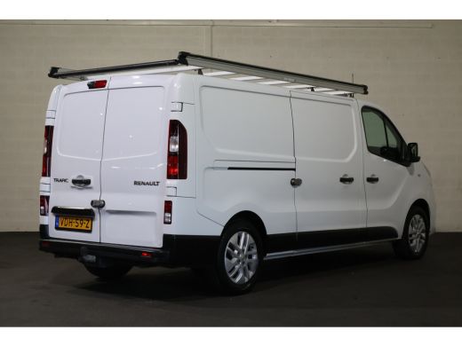 Renault Trafic 2.0 dCi 170pk L2 H1 Airco Navigatie Camera Imperiaal ActivLease financial lease