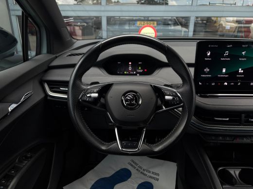 Skoda Enyaq iV 60 Sportline 180 pk | SoH 91,55% | Wegklapbare Trekhaak | Apple carplay | ActivLease financial lease