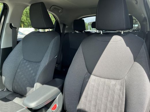 Toyota Yaris 1.5 Hybrid 115 Dynamic | All-in prijs | Automaat | Parkeersensoren | Dode hoek waarschuwing | App... ActivLease financial lease
