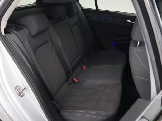 Volkswagen Golf 1.5 eTSI 150 PK STYLE AUT. + MASSAGE | SFEERVERL. | ADAPTIVE CRUISE | CARPLAY | CAMERA ActivLease financial lease