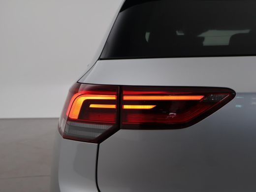 Volkswagen Golf 1.5 eTSI 150 PK STYLE AUT. + MASSAGE | SFEERVERL. | ADAPTIVE CRUISE | CARPLAY | CAMERA ActivLease financial lease