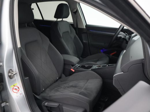 Volkswagen Golf 1.5 eTSI 150 PK STYLE AUT. + MASSAGE | SFEERVERL. | ADAPTIVE CRUISE | CARPLAY | CAMERA ActivLease financial lease