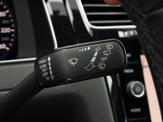 Volkswagen Golf Variant 1.5 TSI 150 pk Highline 7-DSG | Navigatie | Apple Carplay | Cruise control adaptief | ActivLease financial lease