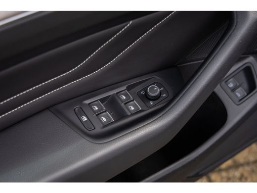 Volkswagen Passat Variant 1.4 TSI PHEV GTE Business | Trekhaak Uitklapbaar elek. | Elektrisch panoramadak | Adaptie... ActivLease financial lease