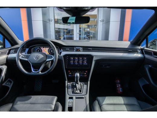 Volkswagen Passat Variant 1.4 TSI PHEV GTE Business | Trekhaak Uitklapbaar elek. | Elektrisch panoramadak | Adaptie... ActivLease financial lease