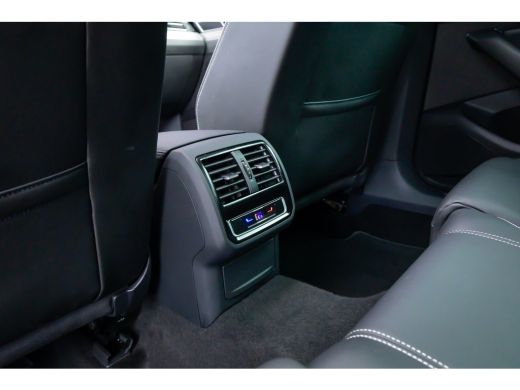Volkswagen Passat Variant 1.4 TSI PHEV GTE Business | Trekhaak Uitklapbaar elek. | Elektrisch panoramadak | Adaptie... ActivLease financial lease