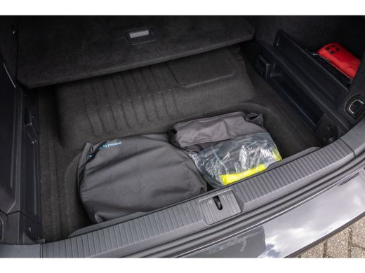 Volkswagen Passat Variant 1.4 TSI PHEV GTE Business | Trekhaak Uitklapbaar elek. | Elektrisch panoramadak | Adaptie... ActivLease financial lease
