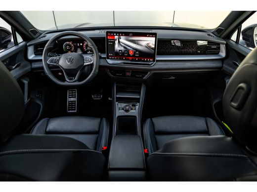 Volkswagen Tayron 1.5 eHybrid R-Line Edition 272Pk DSG/AUTO | Head-up Display | Pano-dak | Trekhaak uitklapbaar | R... ActivLease financial lease