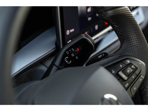 Volkswagen Tayron 1.5 eHybrid R-Line Edition 272Pk DSG/AUTO | Head-up Display | Pano-dak | Trekhaak uitklapbaar | R... ActivLease financial lease