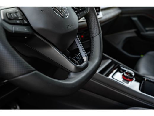 Volkswagen Tayron 1.5 eHybrid R-Line Edition 272Pk DSG/AUTO | Head-up Display | Pano-dak | Trekhaak uitklapbaar | R... ActivLease financial lease