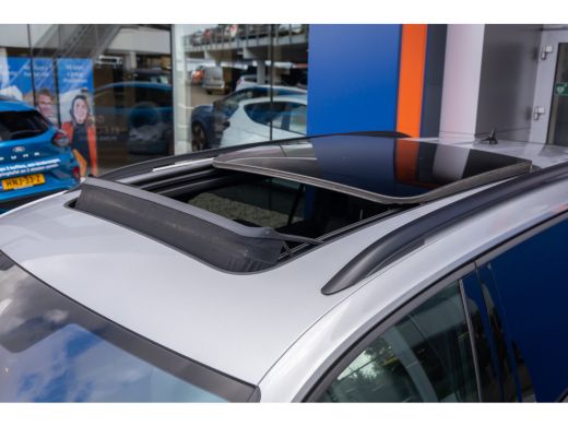 Volkswagen Tiguan Allspace 1.5 TSI R-Line Business+ 7p. | Trekhaak uitklapbaar elektrisch | Elektrisch panoramadak | adaptie... ActivLease financial lease