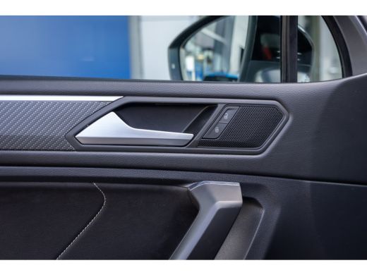Volkswagen Tiguan Allspace 1.5 TSI R-Line Business+ 7p. | Trekhaak uitklapbaar elektrisch | Elektrisch panoramadak | adaptie... ActivLease financial lease