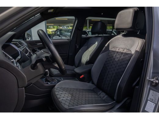 Volkswagen Tiguan Allspace 1.5 TSI R-Line Business+ 7p. | Trekhaak uitklapbaar elektrisch | Elektrisch panoramadak | adaptie... ActivLease financial lease