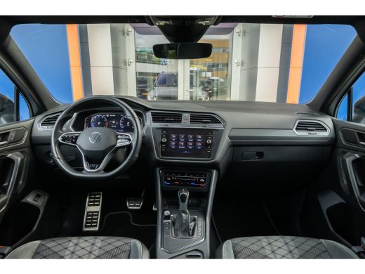 Volkswagen Tiguan Allspace 1.5 TSI R-Line Business+ 7p. | Trekhaak uitklapbaar elektrisch | Elektrisch panoramadak | adaptie... ActivLease financial lease