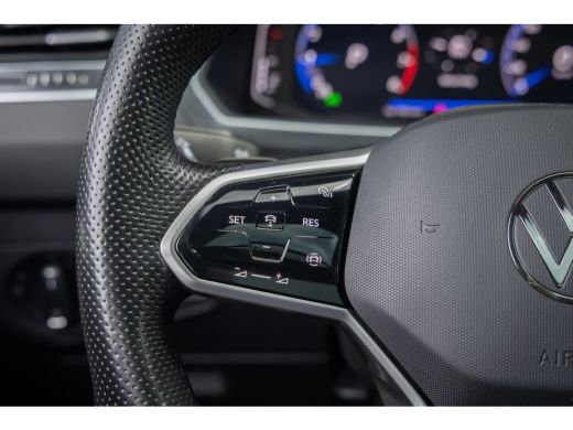 Volkswagen Tiguan Allspace 1.5 TSI R-Line Business+ 7p. | Trekhaak uitklapbaar elektrisch | Elektrisch panoramadak | adaptie... ActivLease financial lease