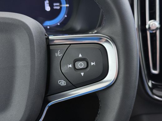 Volvo  C40 Recharge Core 69 kWh SOH 93%|VOLVO DEALER ONDERHOUDEN| ACHTERUITRIJCAMERA| PANORAMADAK| STOEL + S... ActivLease financial lease
