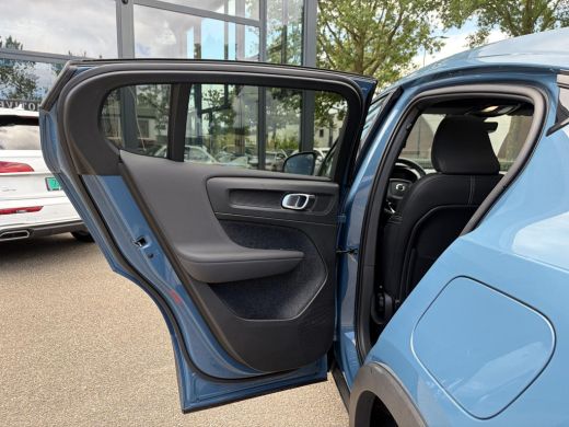Volvo  EX40 Recharge Core 69 kWh SOH 93%|| VAN: 33.900,- VOOR: 30.877,- UW WKVOORDEEL: 3.023,-|VOLVO DEALER O... ActivLease financial lease