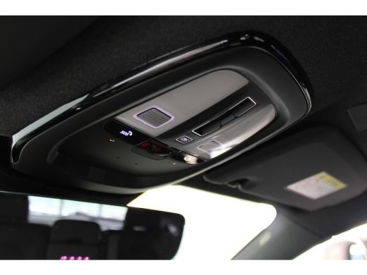 Volvo  EX40 Ext. Range Europa Ultra Black Edition | Privacy glas | Power Seats | Pano-dak | Nubuck ActivLease financial lease