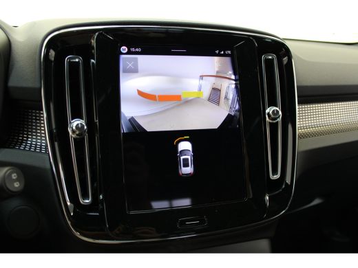 Volvo  EX40 Ext. Range Europa Ultra Black Edition | Privacy glas | Power Seats | Pano-dak | Nubuck ActivLease financial lease