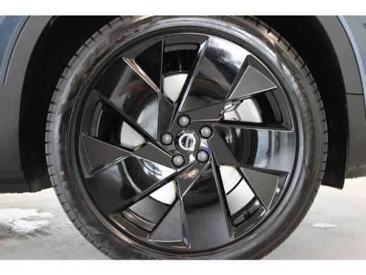 Volvo  EX40 Ext. Range Europa Ultra Black Edition | Privacy glas | Power Seats | Pano-dak | Nubuck ActivLease financial lease