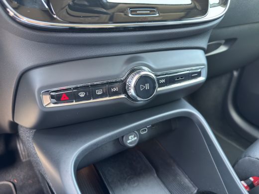 Volvo  XC40 2.0 B4 AWD Inscription | Apple Carplay/Android Auto | Cruise control adaptief | Voorstoelen verwa... ActivLease financial lease