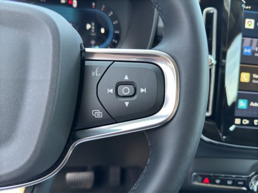 Volvo  XC40 2.0 B4 AWD Inscription | Apple Carplay/Android Auto | Cruise control adaptief | Voorstoelen verwa... ActivLease financial lease