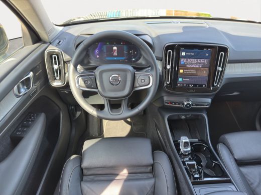 Volvo  XC40 2.0 B4 AWD Inscription | Apple Carplay/Android Auto | Cruise control adaptief | Voorstoelen verwa... ActivLease financial lease