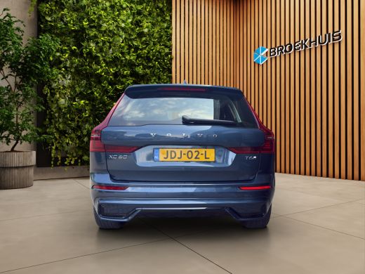 Volvo  XC60 2.0 T6 Plug-in hybrid AWD Ultra Dark | Trekhaak | Facelift | 360cam | Stoel/stuurverwarming ActivLease financial lease