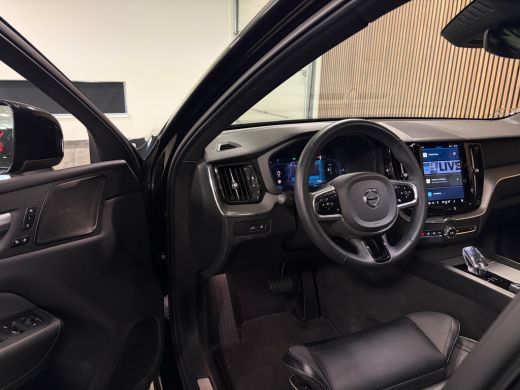 Volvo  XC60 T6 AWD Recharge Plus Dark | Trekhaak | 360&deg; Camera | Harman Kardon | Adaptieve Cruise Control | S... ActivLease financial lease