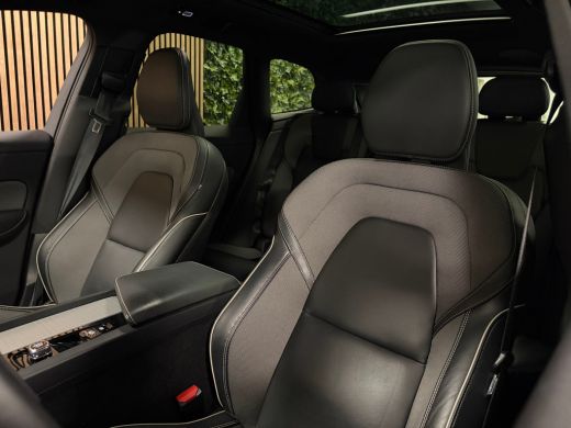 Volvo  XC60 T6 AWD Recharge Plus Dark | Trekhaak | 360&deg; Camera | Harman Kardon | Adaptieve Cruise Control | S... ActivLease financial lease