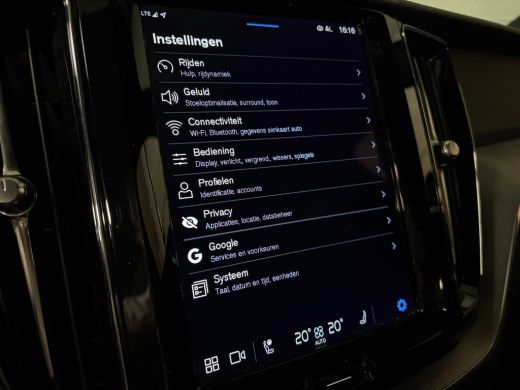 Volvo  XC60 T6 AWD Recharge Plus Dark | Trekhaak | 360&deg; Camera | Harman Kardon | Adaptieve Cruise Control | S... ActivLease financial lease