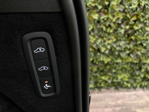 Volvo  XC90 T8 AWD Recharge Ultra Dark | Vol! | Bowers & Wilkins | Luchtvering | Stoelventilatie | Trekhaak |... ActivLease financial lease