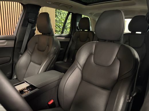 Volvo  XC90 T8 AWD Recharge Ultra Dark | Vol! | Bowers & Wilkins | Luchtvering | Stoelventilatie | Trekhaak |... ActivLease financial lease