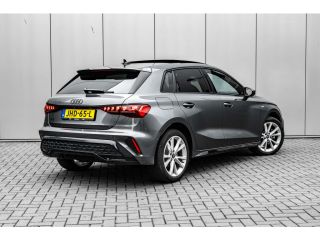 Audi A3 Sportback 40 TFSI e S edition 204PK | Panorama Dak | Sfeerverlichting | Stoelverw. voor | Dode Ho...