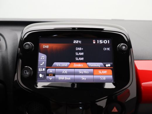 Citroën C1 1.0 VTi JCC+ Camera | Climate Control | Apple Carplay/Android Auto | Navigatie | 15" Lichtmetalen... ActivLease financial lease