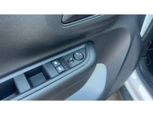 Citroën &euml;-C3 You 113pk 44 kWh ActivLease financial lease