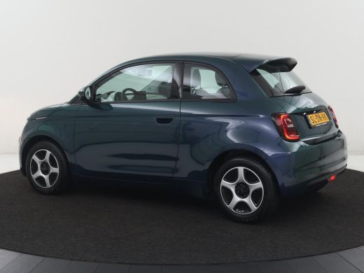 Fiat 500e Action 24 kWh | SOH 91,8% | 3 Fase | Carplay | Bluetooth | LED | Climate control | Keyless start ... ActivLease financial lease